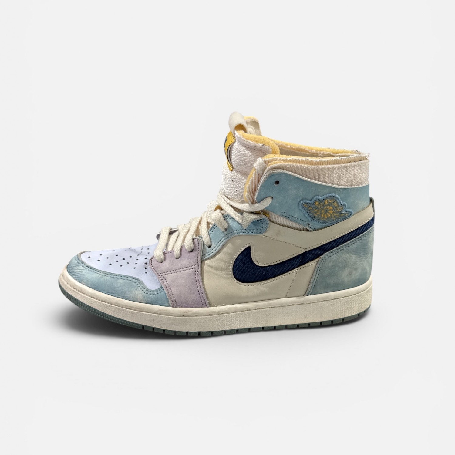 Air Jordan 1 High Zoom CMFT “Celestine Blue”